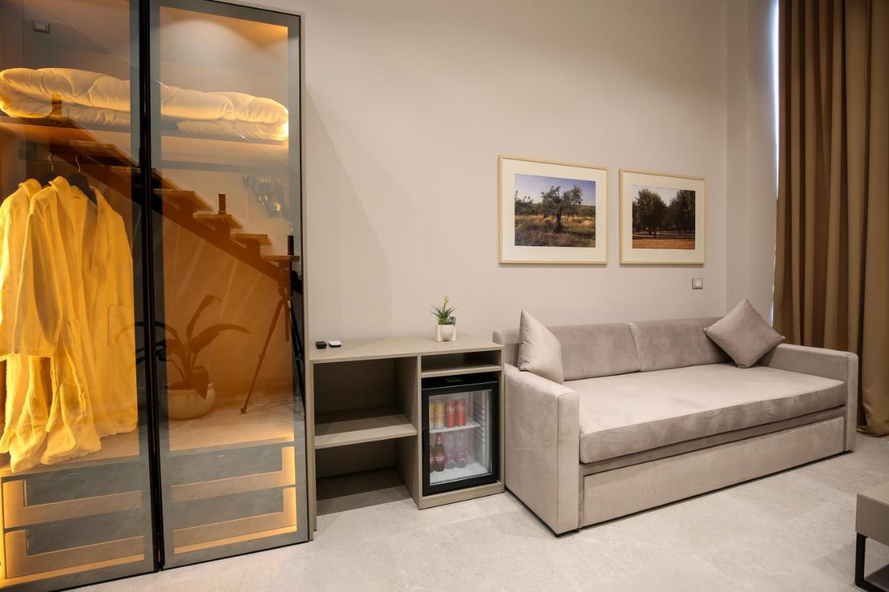 Radhimë Toto Hotel & Apartments מראה חיצוני תמונה