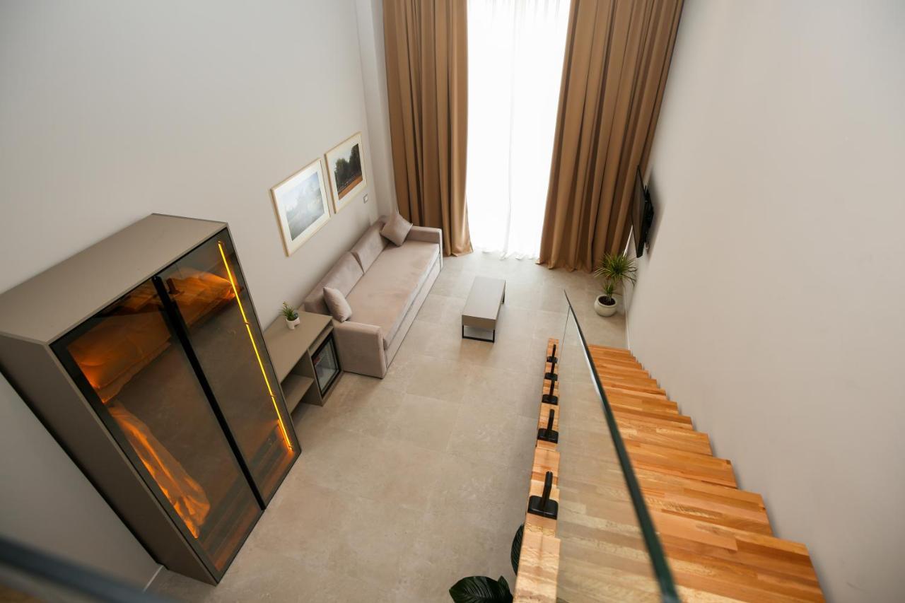 Radhimë Toto Hotel & Apartments מראה חיצוני תמונה